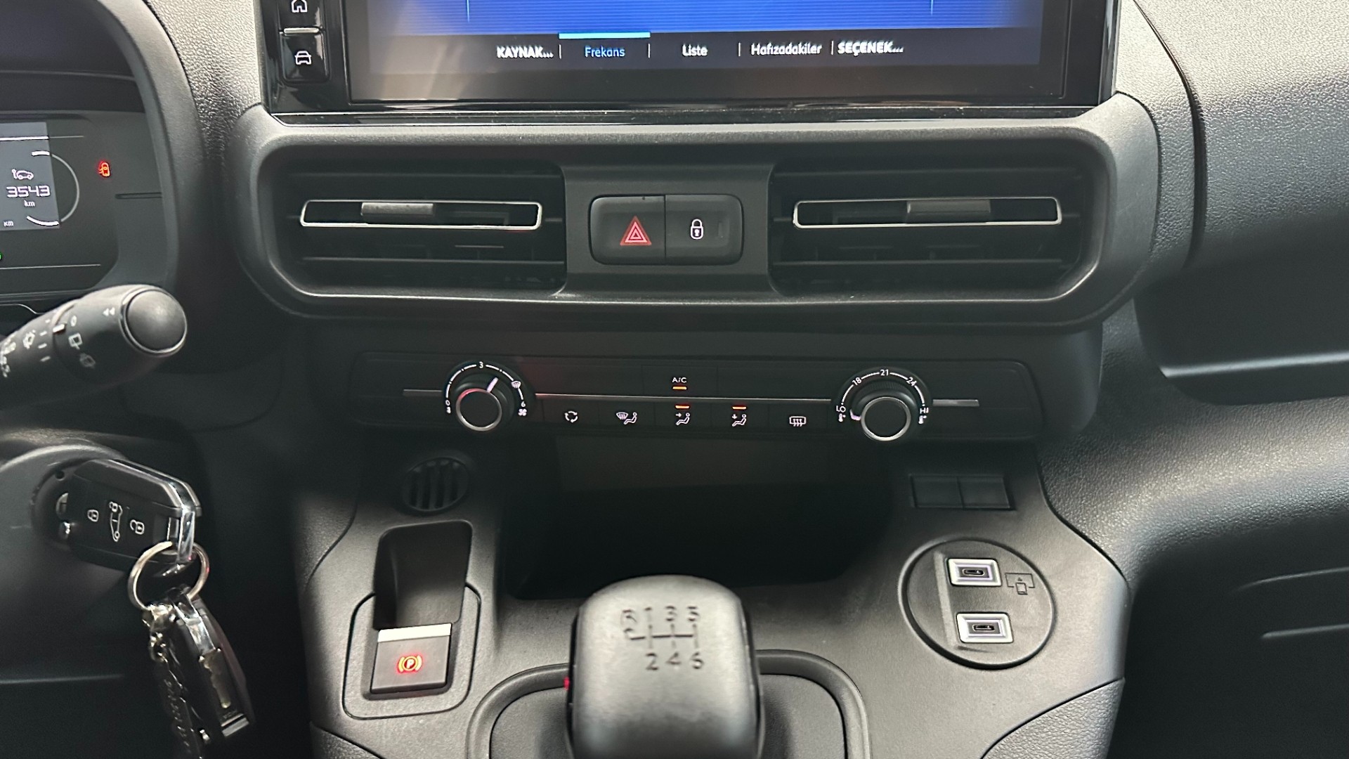 2025 OPEL COMBO KOMBİ 1.5 CDTI ESSENTIA