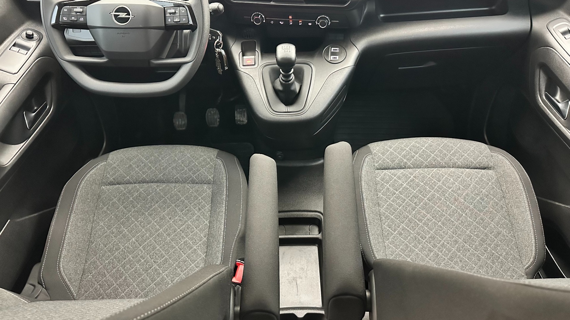 2025 OPEL COMBO KOMBİ 1.5 CDTI ESSENTIA