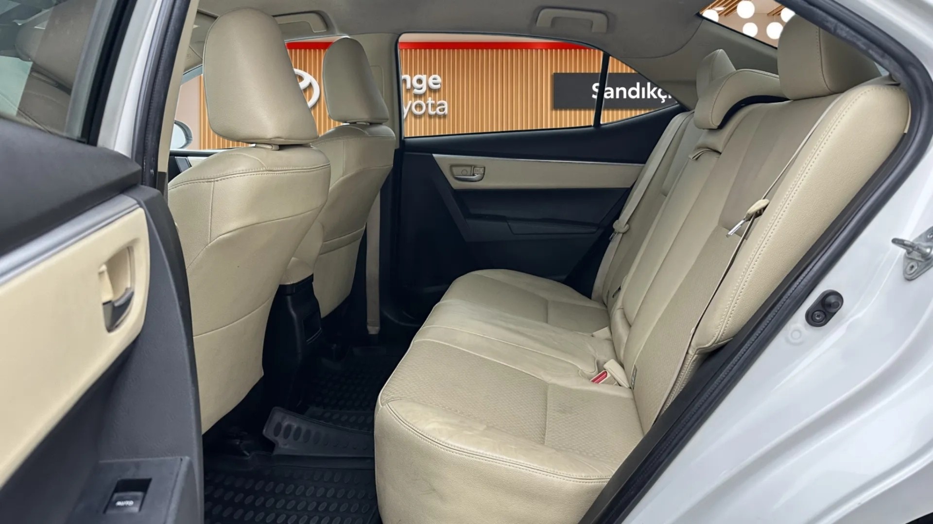 2017 TOYOTA COROLLA 1.4 D-4D Premium 50.Yıl