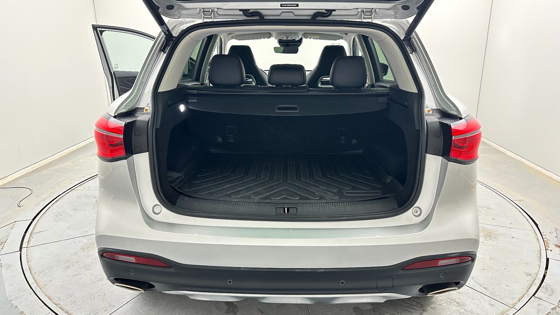 2023 MG HS 1.5 T-GDI Luxury