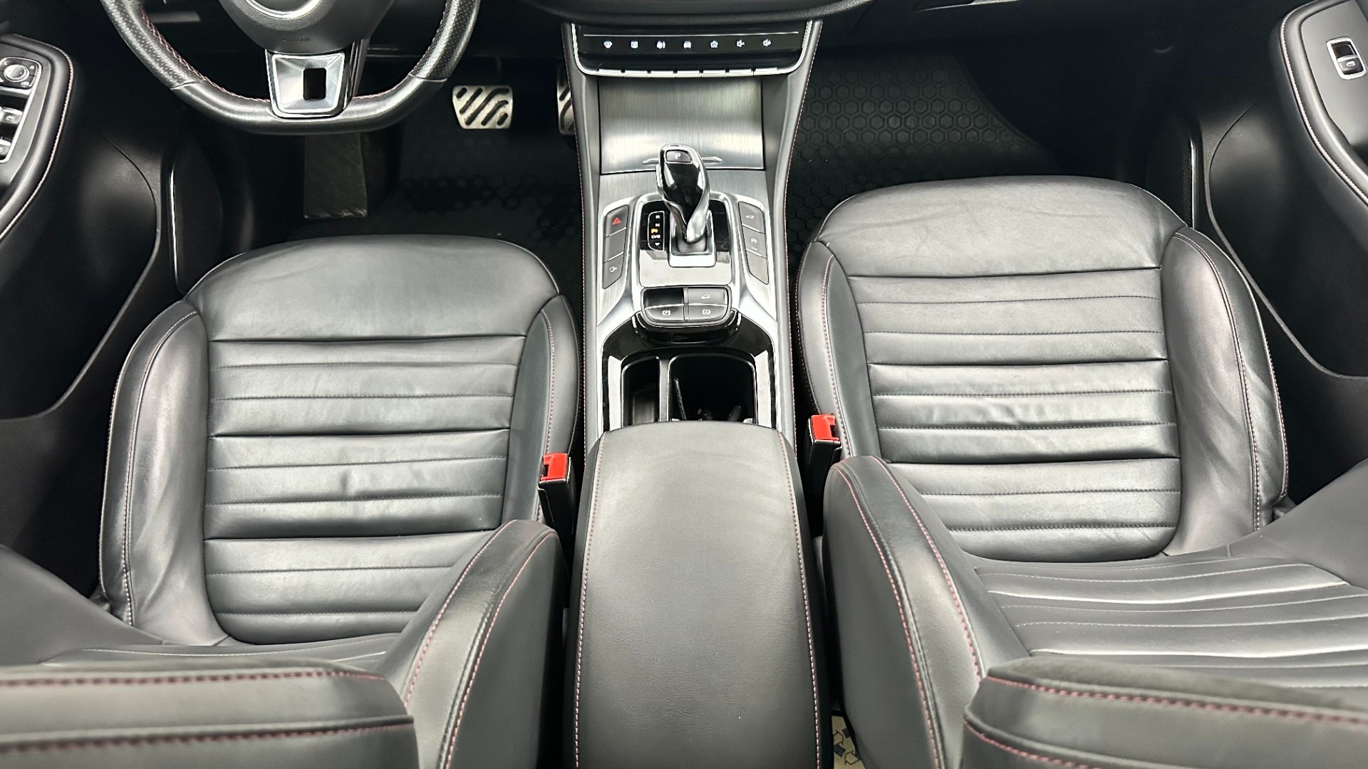 2023 MG HS 1.5 T-GDI Luxury