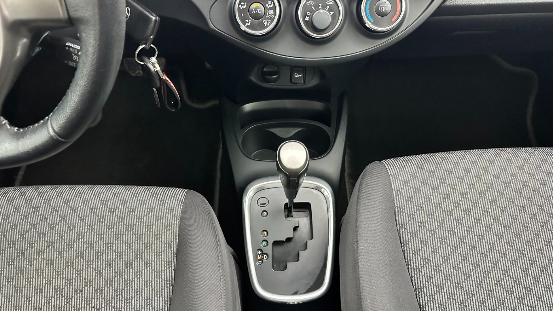 2015 TOYOTA YARIS 1.33 FUN SPECIAL MULTIDRIVE S