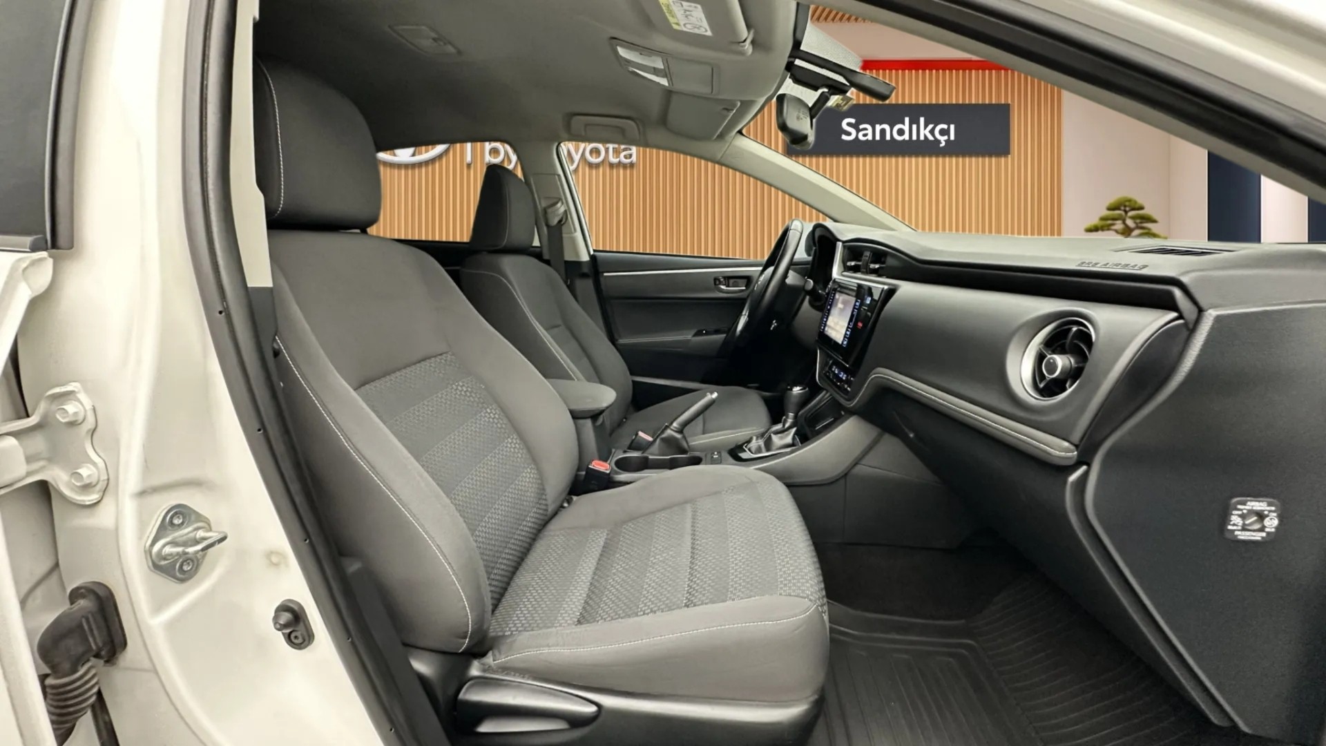2018 TOYOTA COROLLA 1.6 ADVANCE MULTIDRIVE S