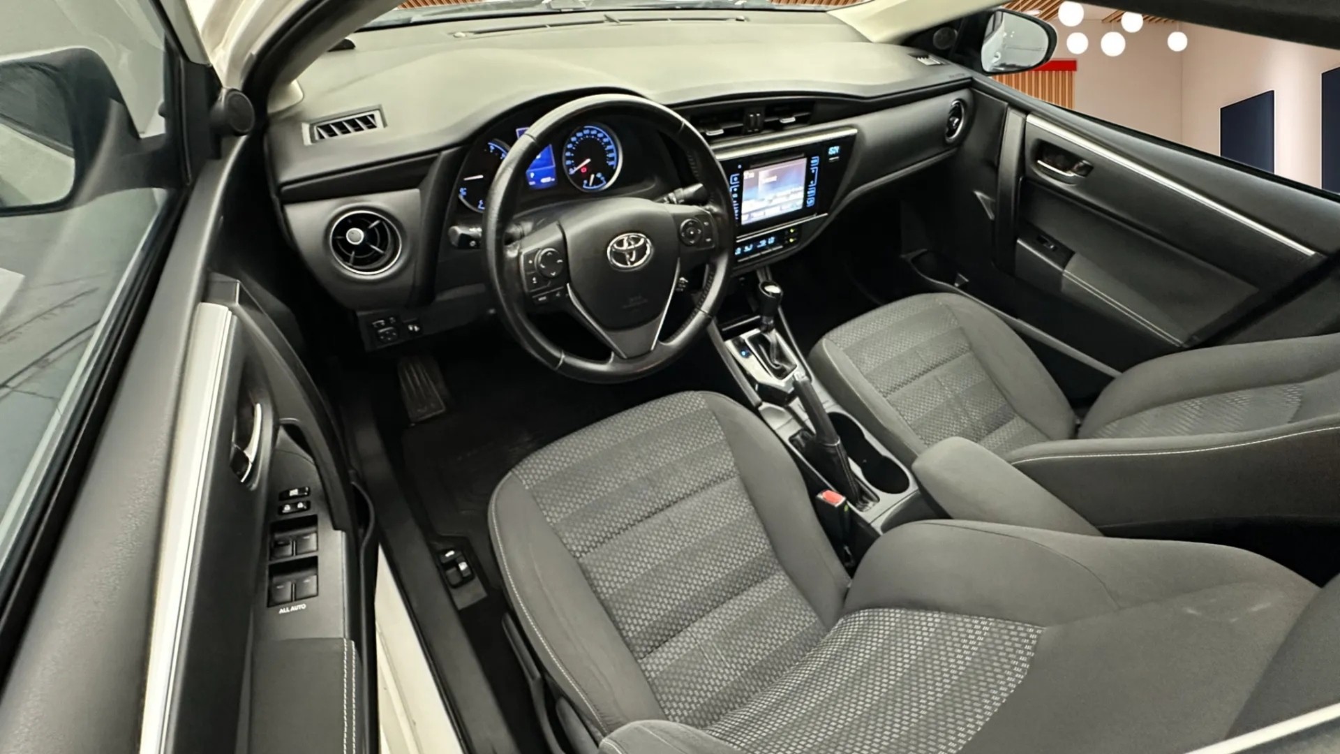 2018 TOYOTA COROLLA 1.6 ADVANCE MULTIDRIVE S