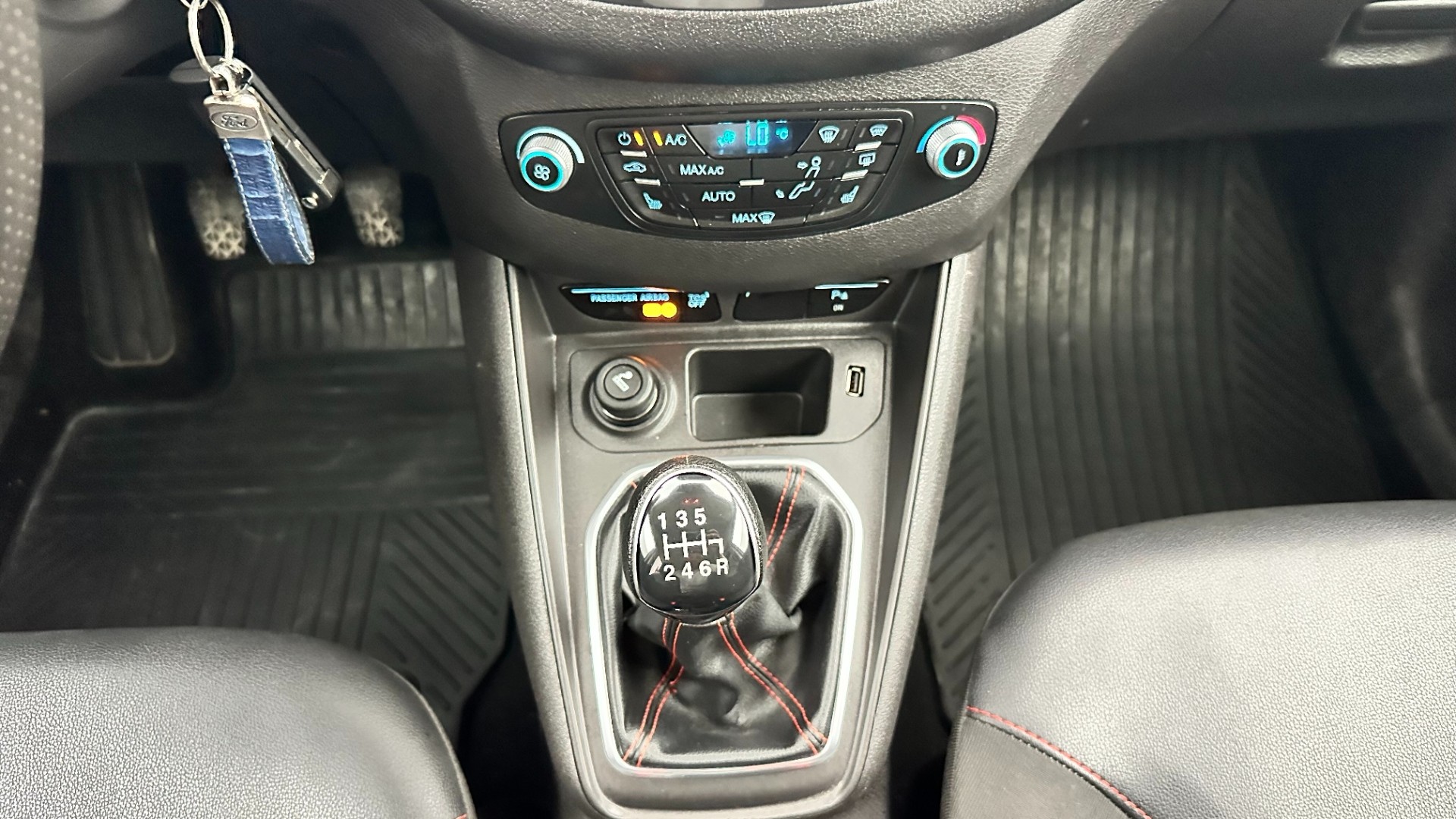 2023 FORD TOURNEO COURIER 1.5 TDCI TITANIUM PLUS