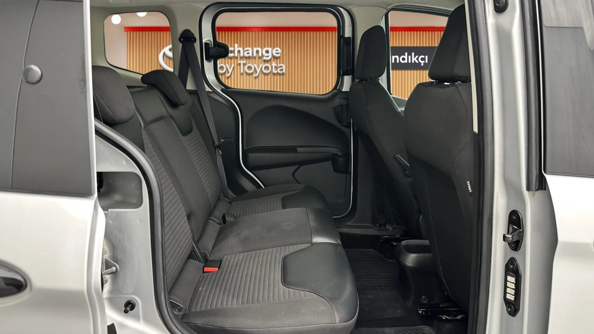 2023 FORD TOURNEO COURIER 1.5 TDCI TITANIUM PLUS