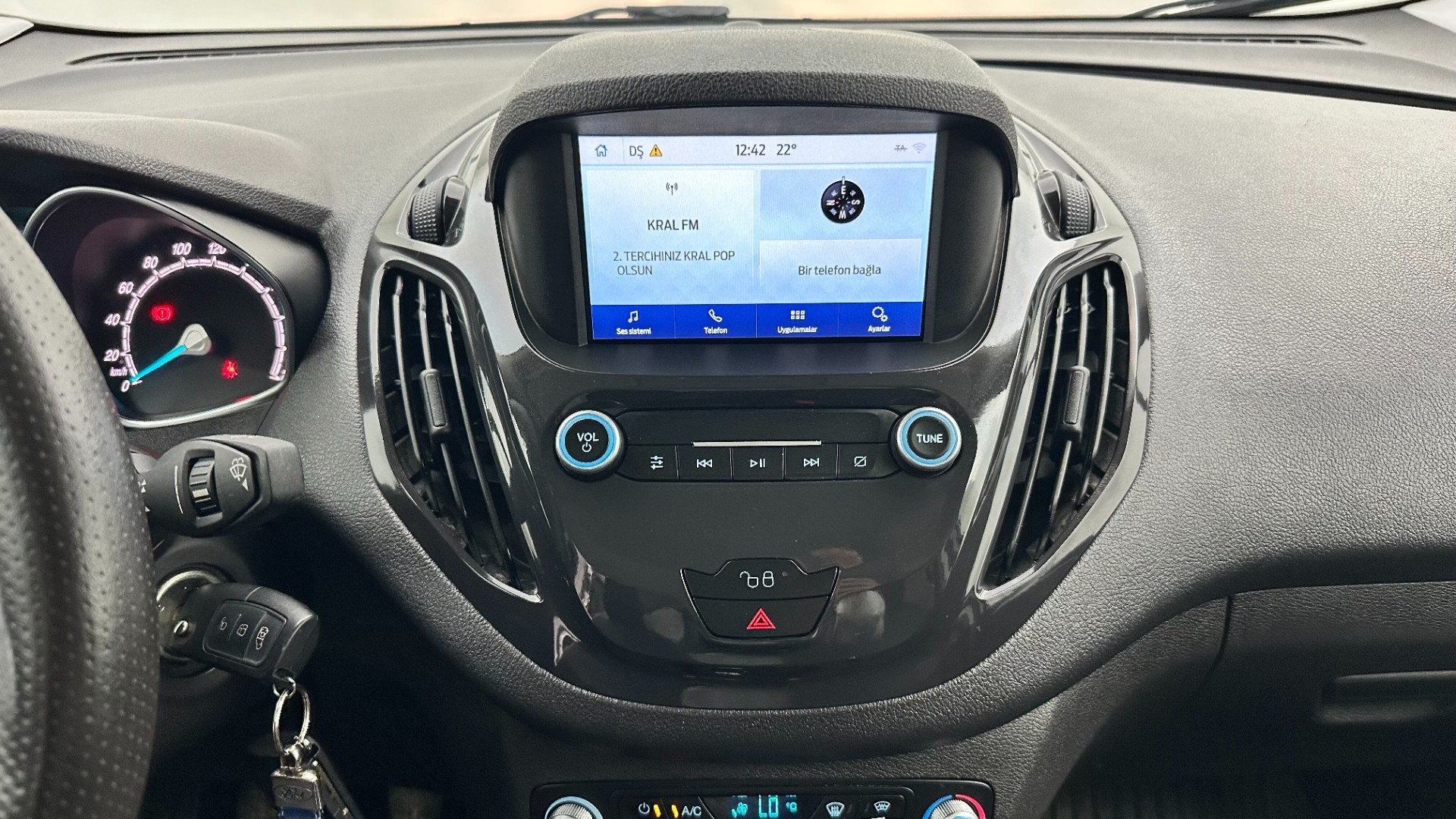 2023 FORD TOURNEO COURIER 1.5 TDCI TITANIUM PLUS