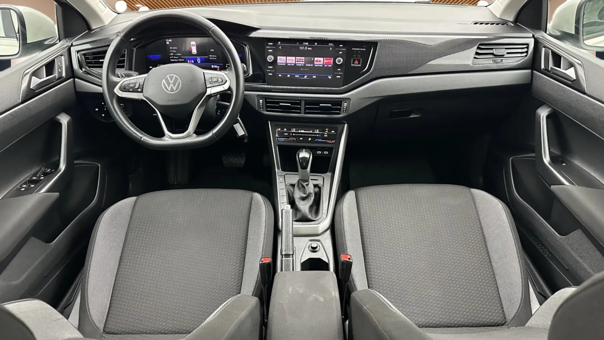 2023 VOLKSWAGEN Taigo 1.0 TSI Life