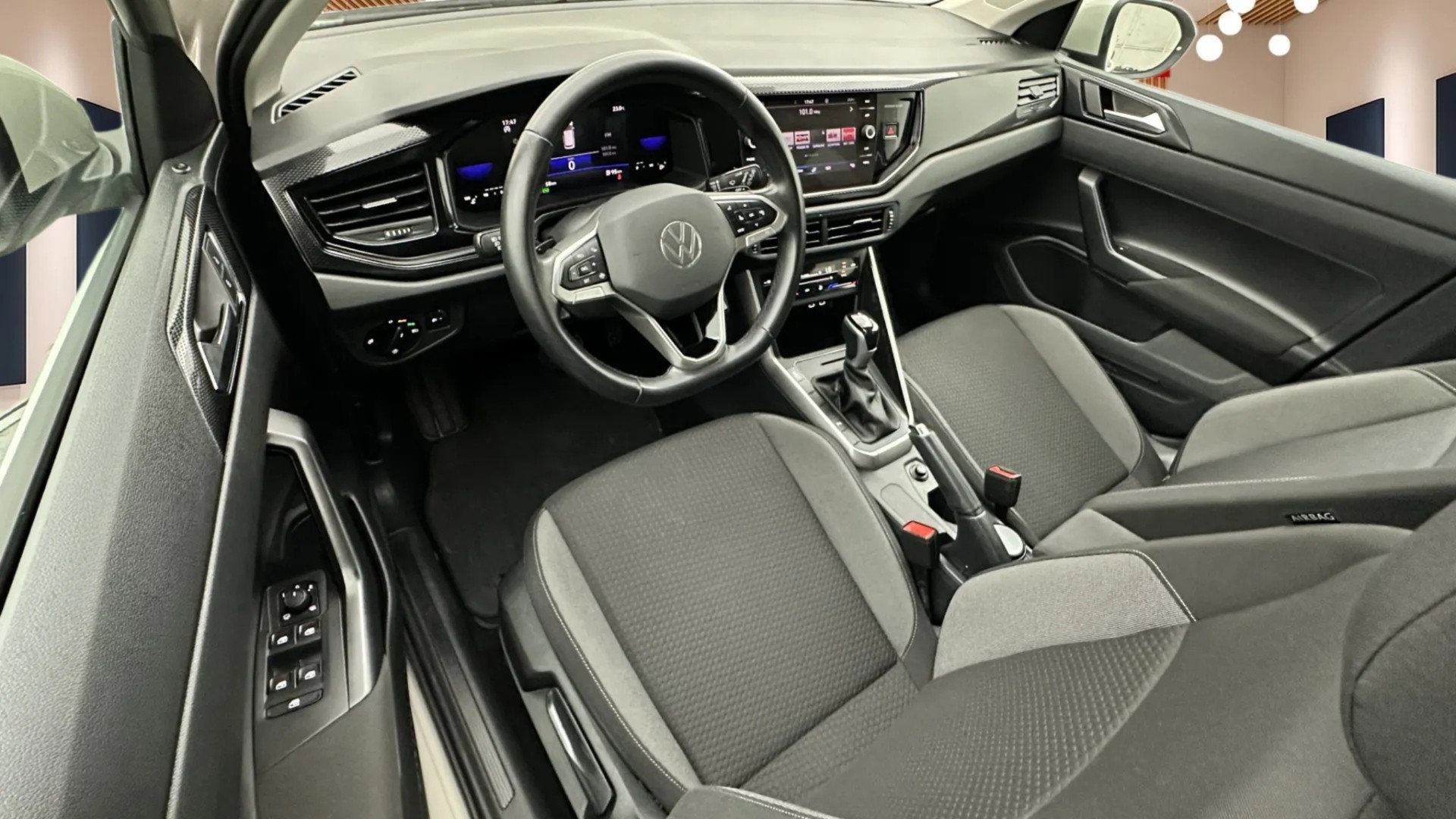 2023 VOLKSWAGEN Taigo 1.0 TSI Life