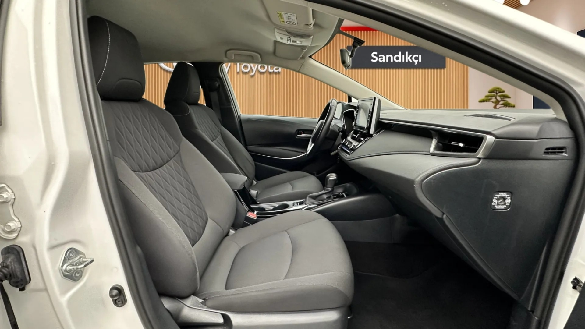 2021 TOYOTA COROLLA 1.5 DREAM
