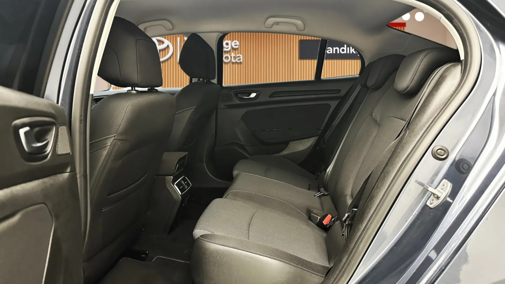 2025 RENAULT MEGANE 1.3 TCE TOUCH EDC