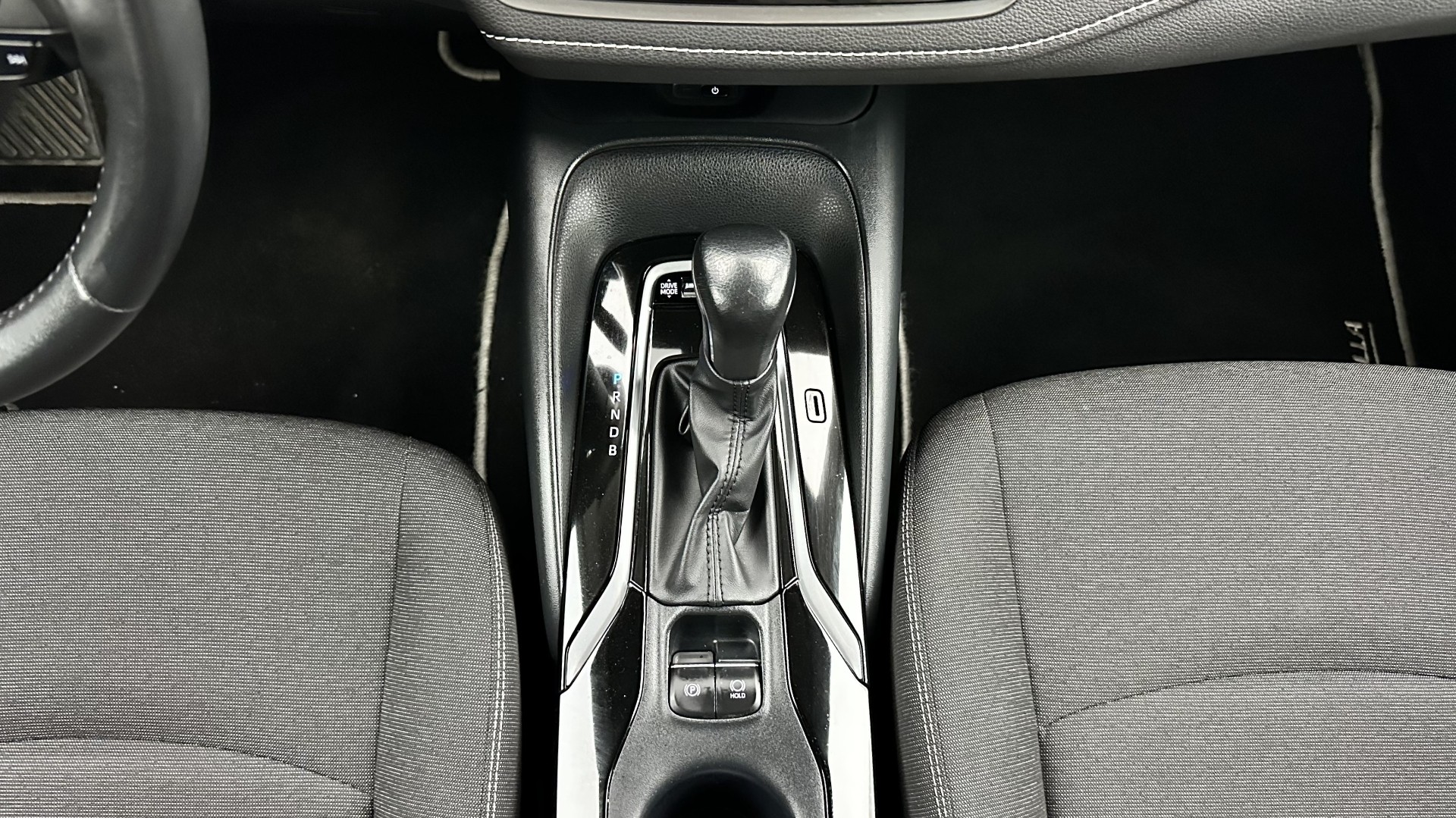 2023 TOYOTA COROLLA 1.8 HYBRID DREAM E-CVT