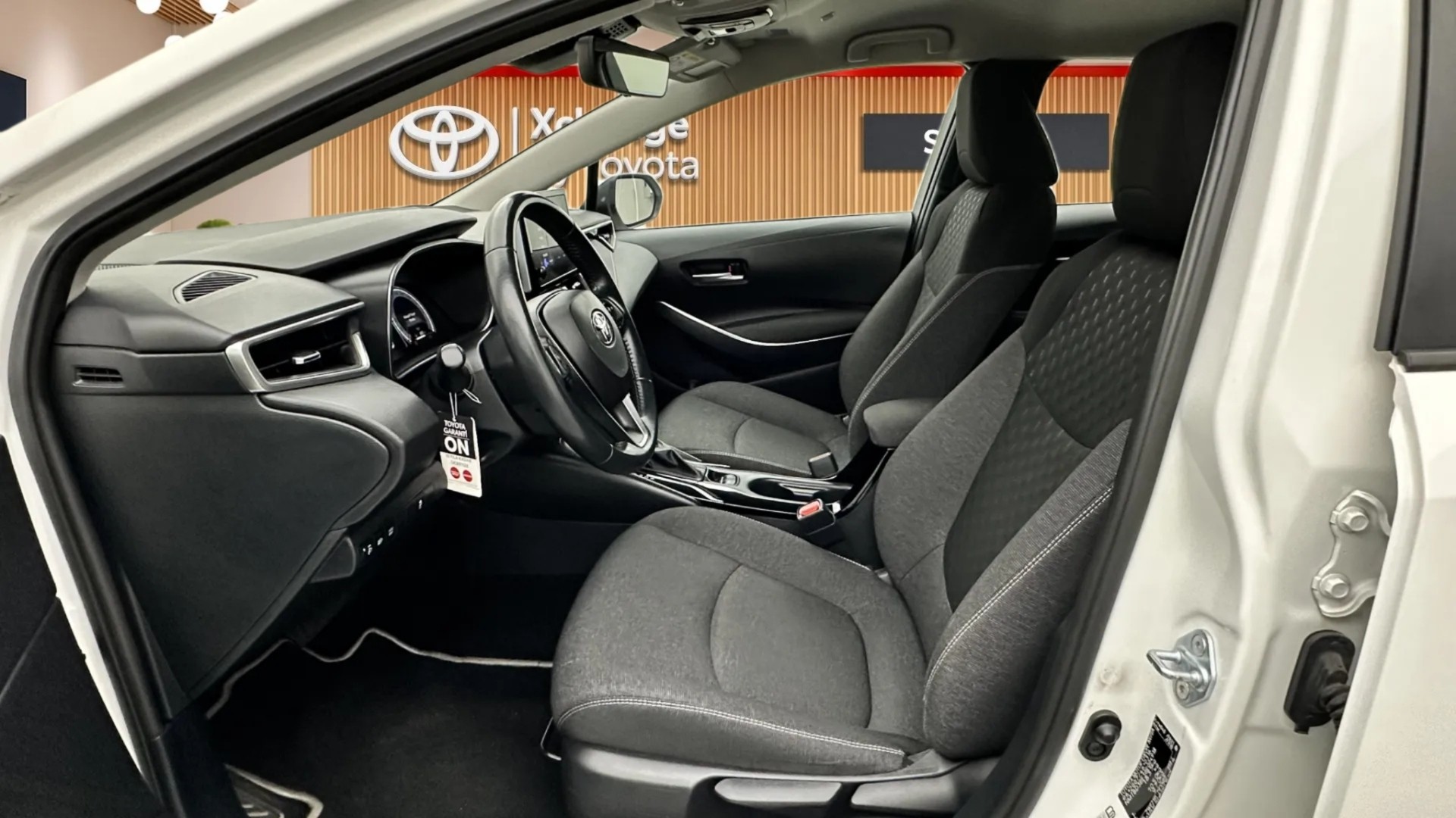 2023 TOYOTA COROLLA 1.8 HYBRID DREAM E-CVT