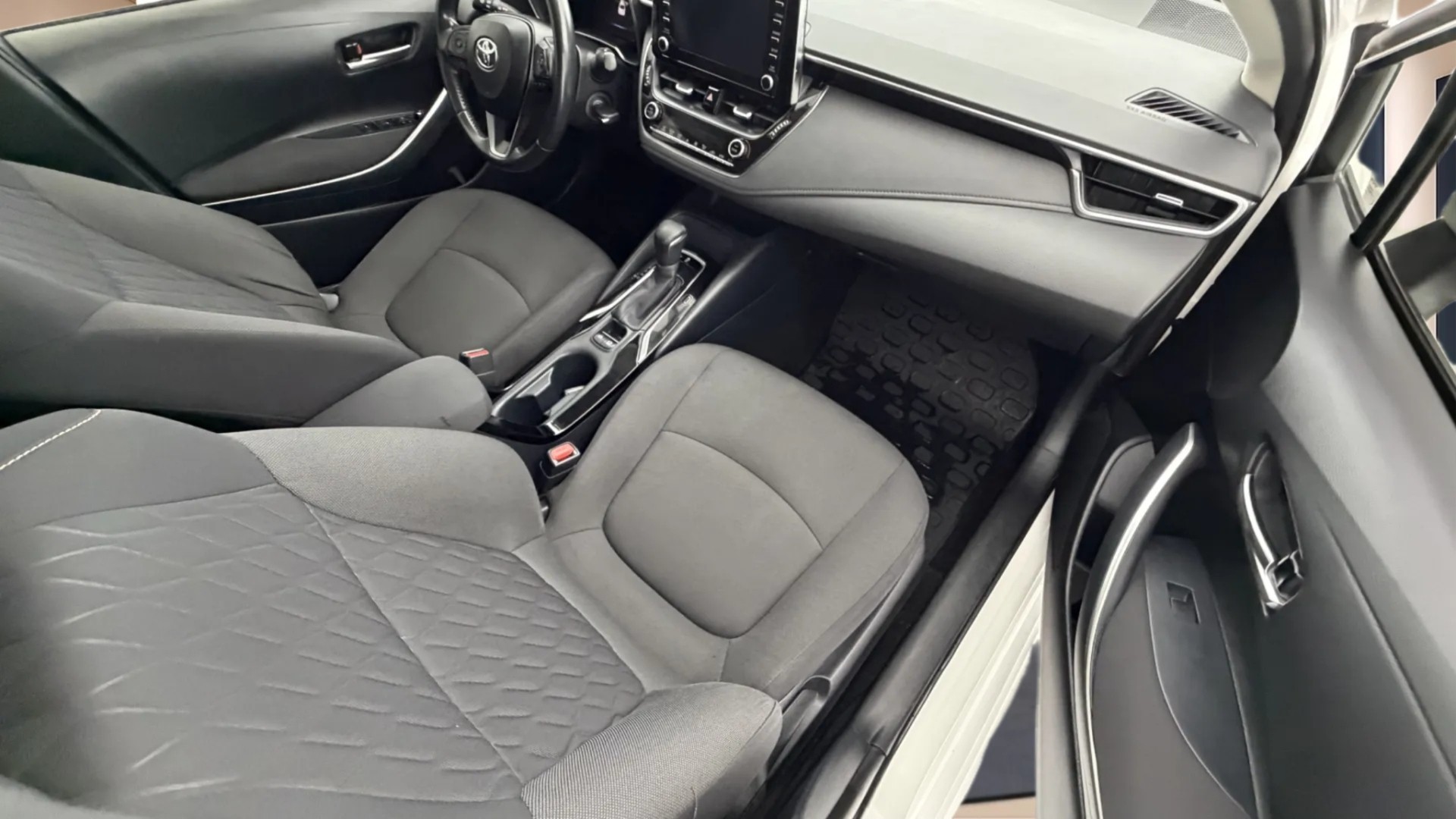 2021 TOYOTA COROLLA 1.5 DREAM