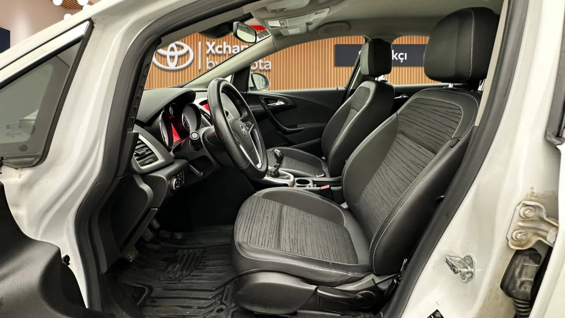2015 OPEL ASTRA 1.6 CDTI SPORT