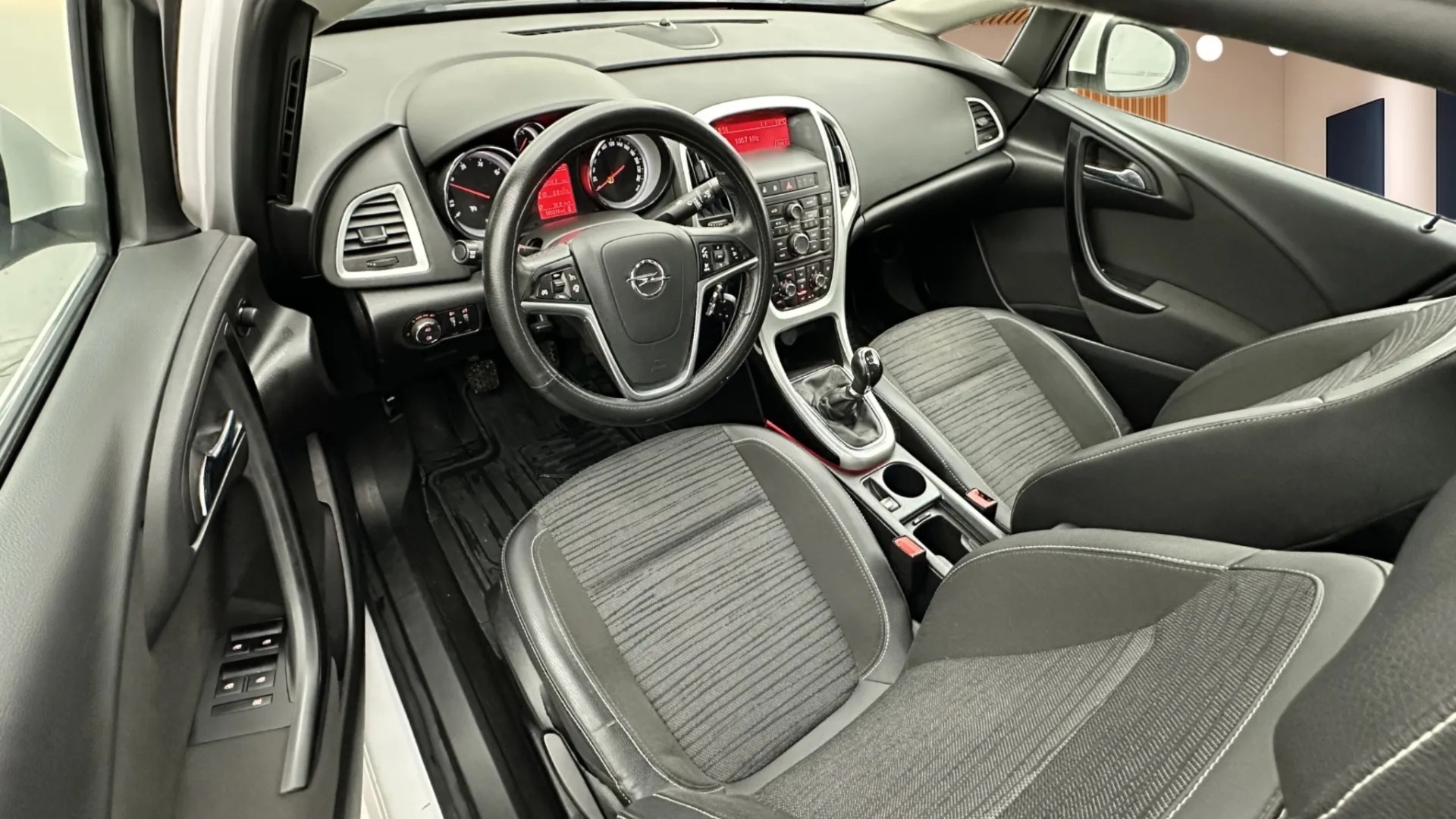 2015 OPEL ASTRA 1.6 CDTI SPORT