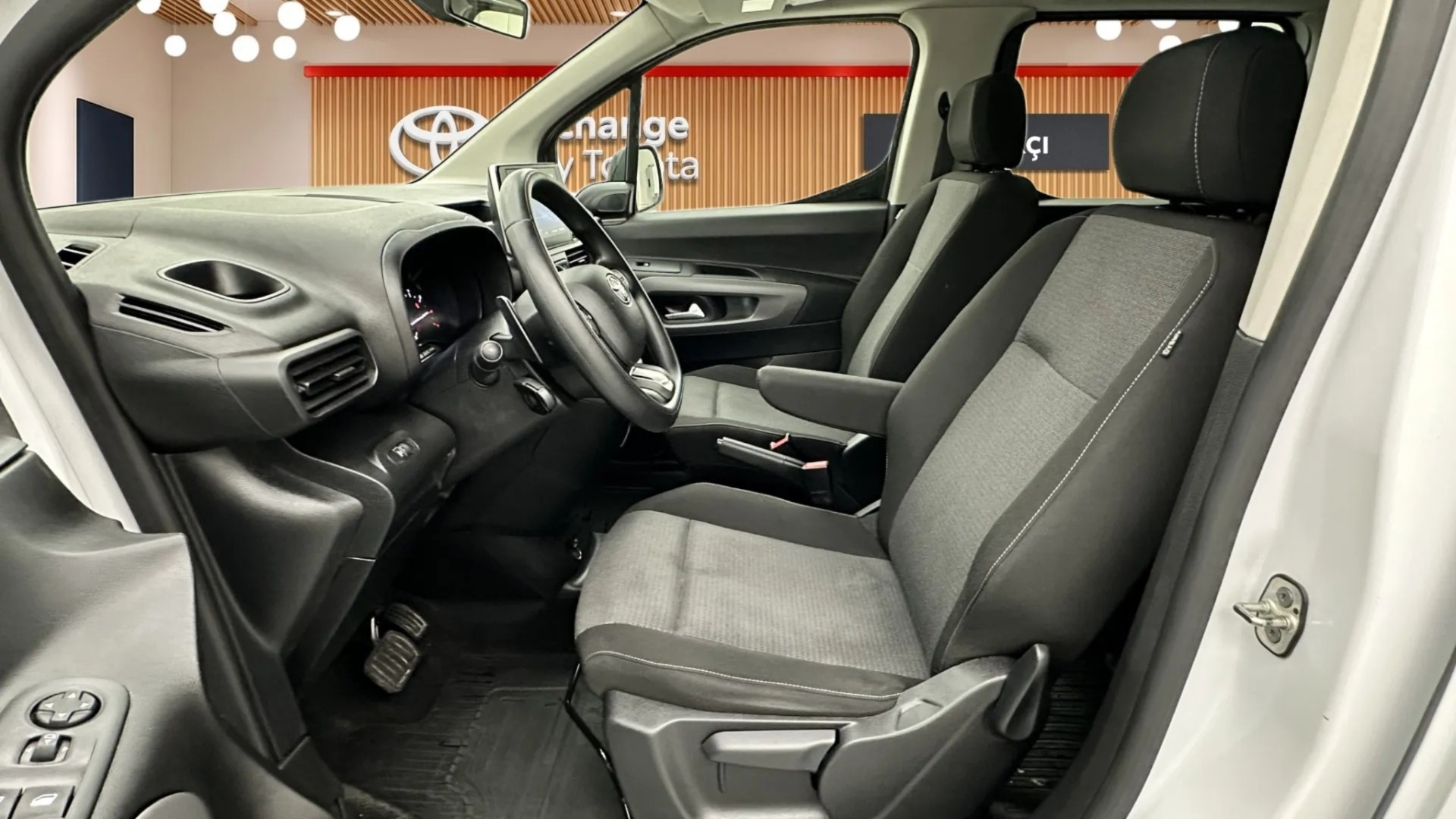 2022 TOYOTA PROACE CITY 1.5 D DREAM OTOMATİK