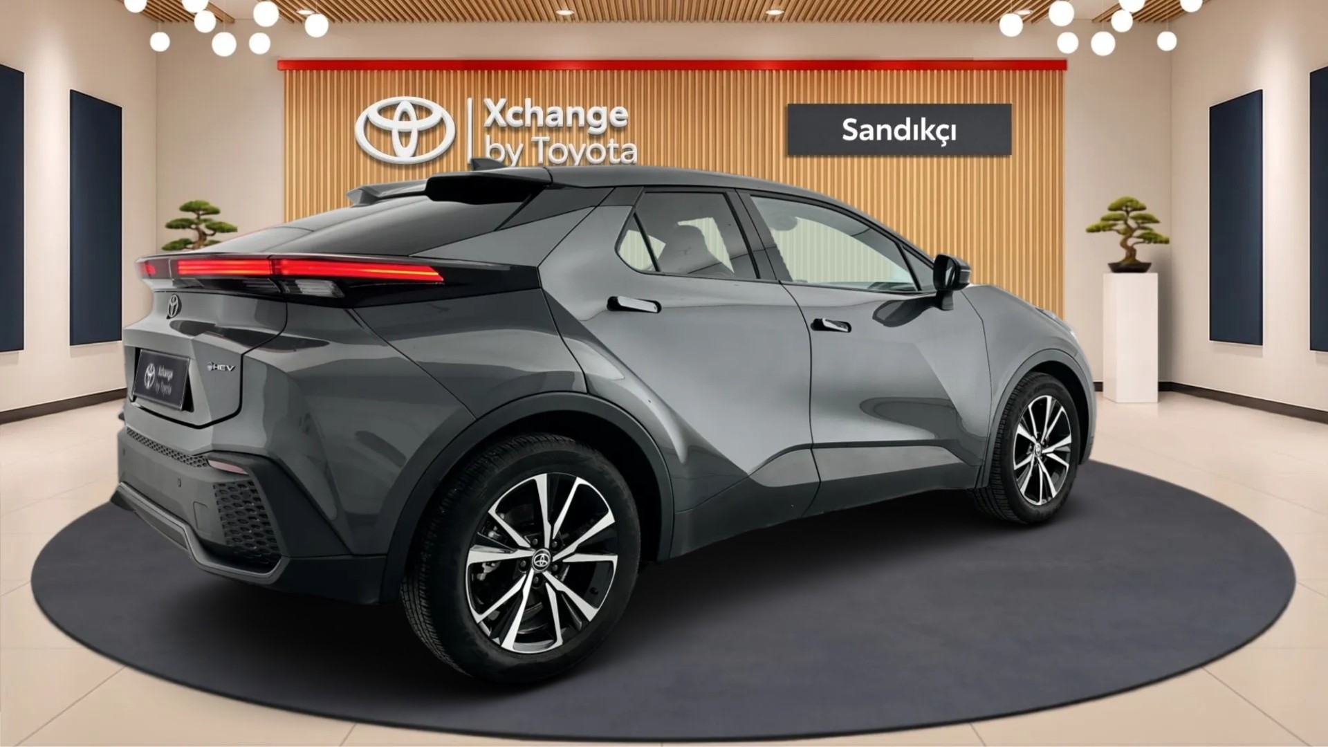 2024 TOYOTA C-HR 1.8 HYBRID 4*2 PASSION E-CVT