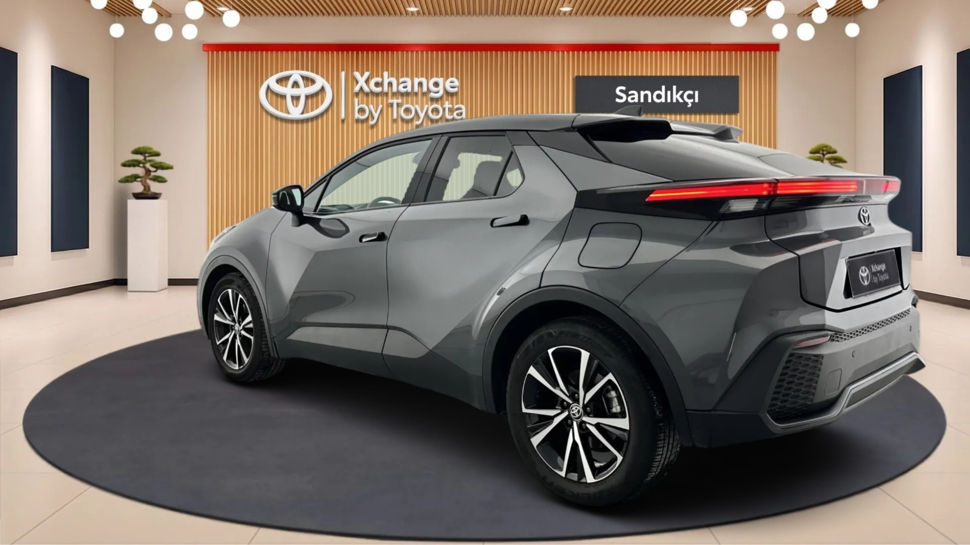 2024 TOYOTA C-HR 1.8 HYBRID 4*2 PASSION E-CVT