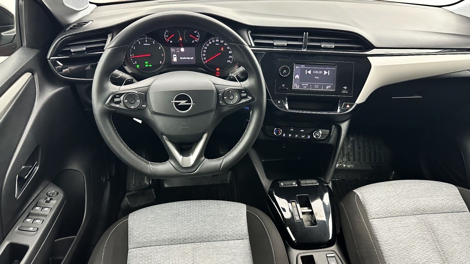 2024 OPEL CORSA 1.2 ESSENTIA