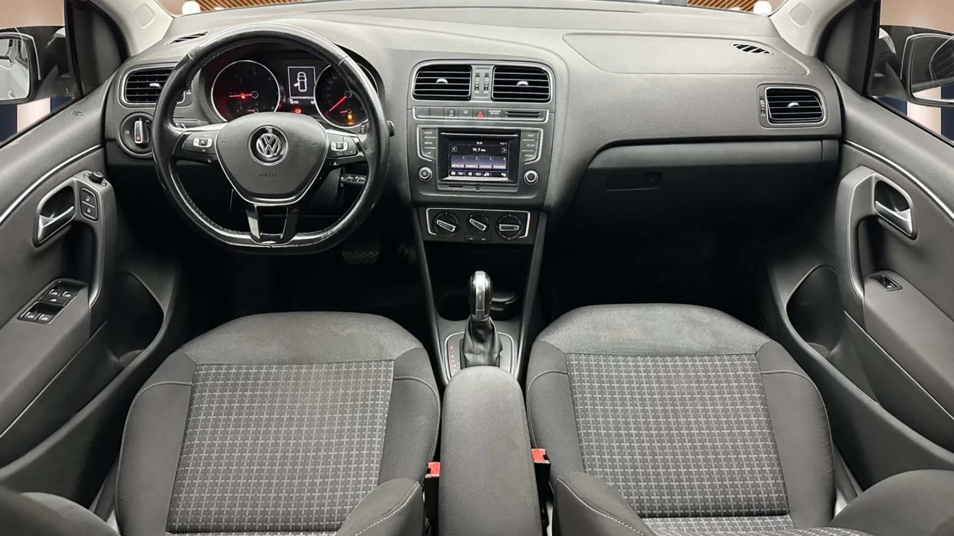 2017 VOLKSWAGEN POLO 1.4 TRENDLINE TIPTRONIC