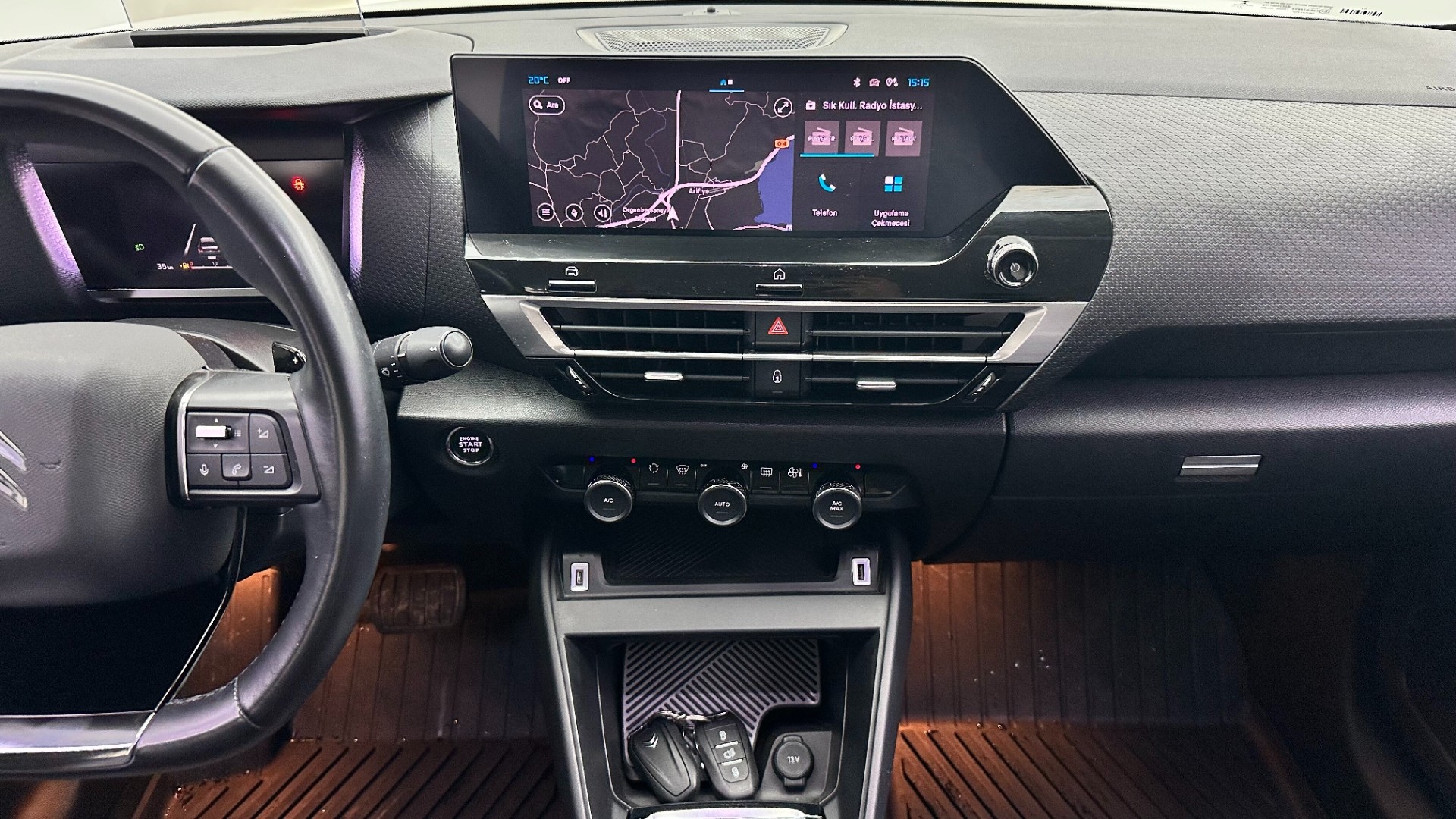 2022 CITROEN C4 X 1.2 PureTech Shine