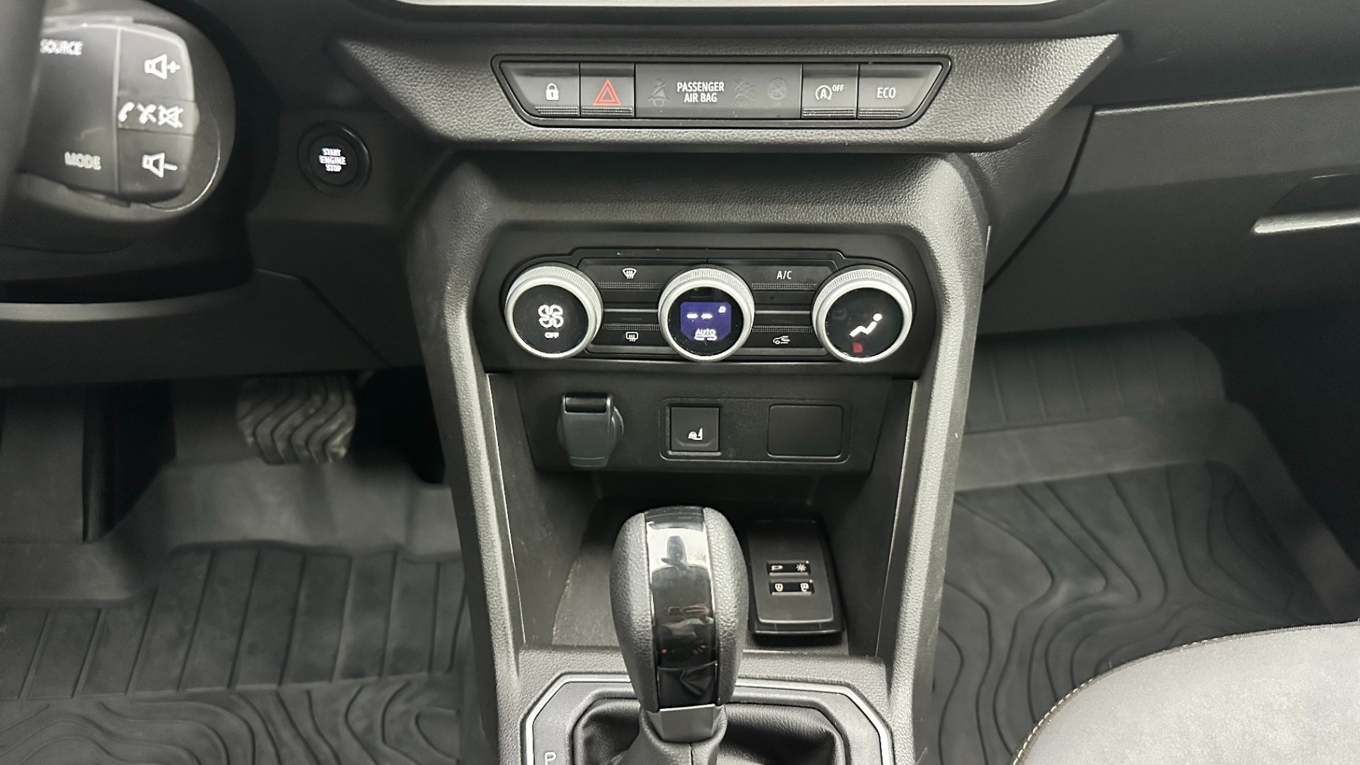 2023 DACIA SANDERO STEPWAY  1.0 ESSENTIAL TCE 90 BG