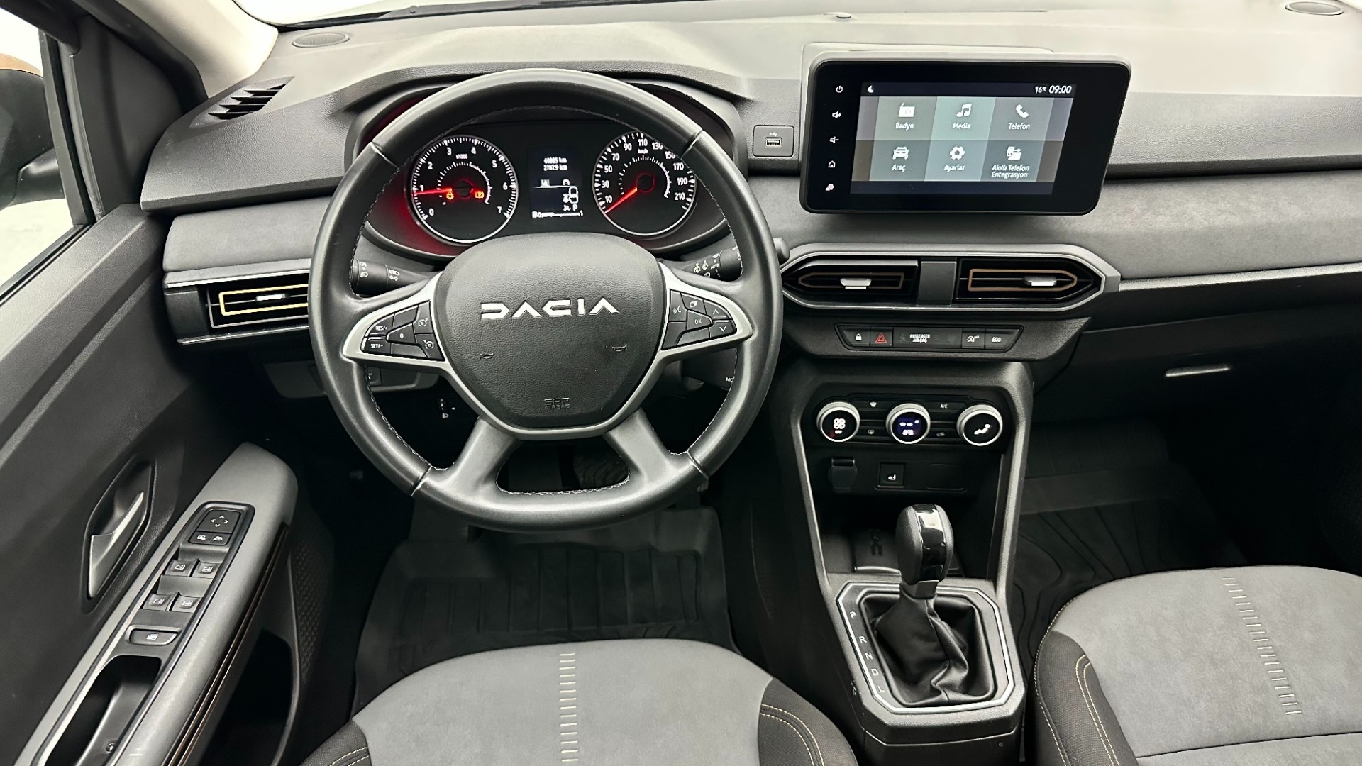 2023 DACIA SANDERO STEPWAY  1.0 ESSENTIAL TCE 90 BG