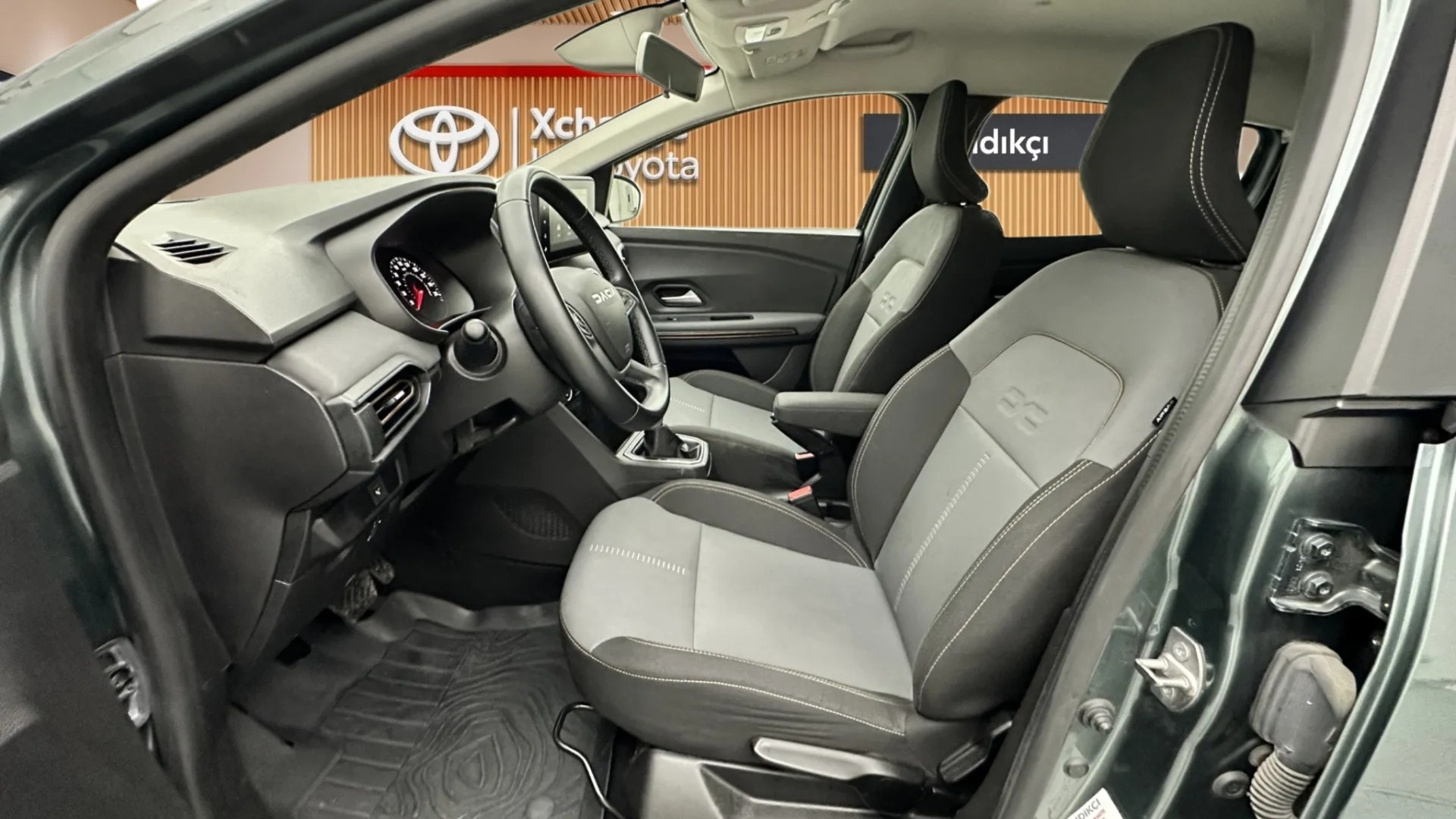 2023 DACIA SANDERO STEPWAY  1.0 ESSENTIAL TCE 90 BG