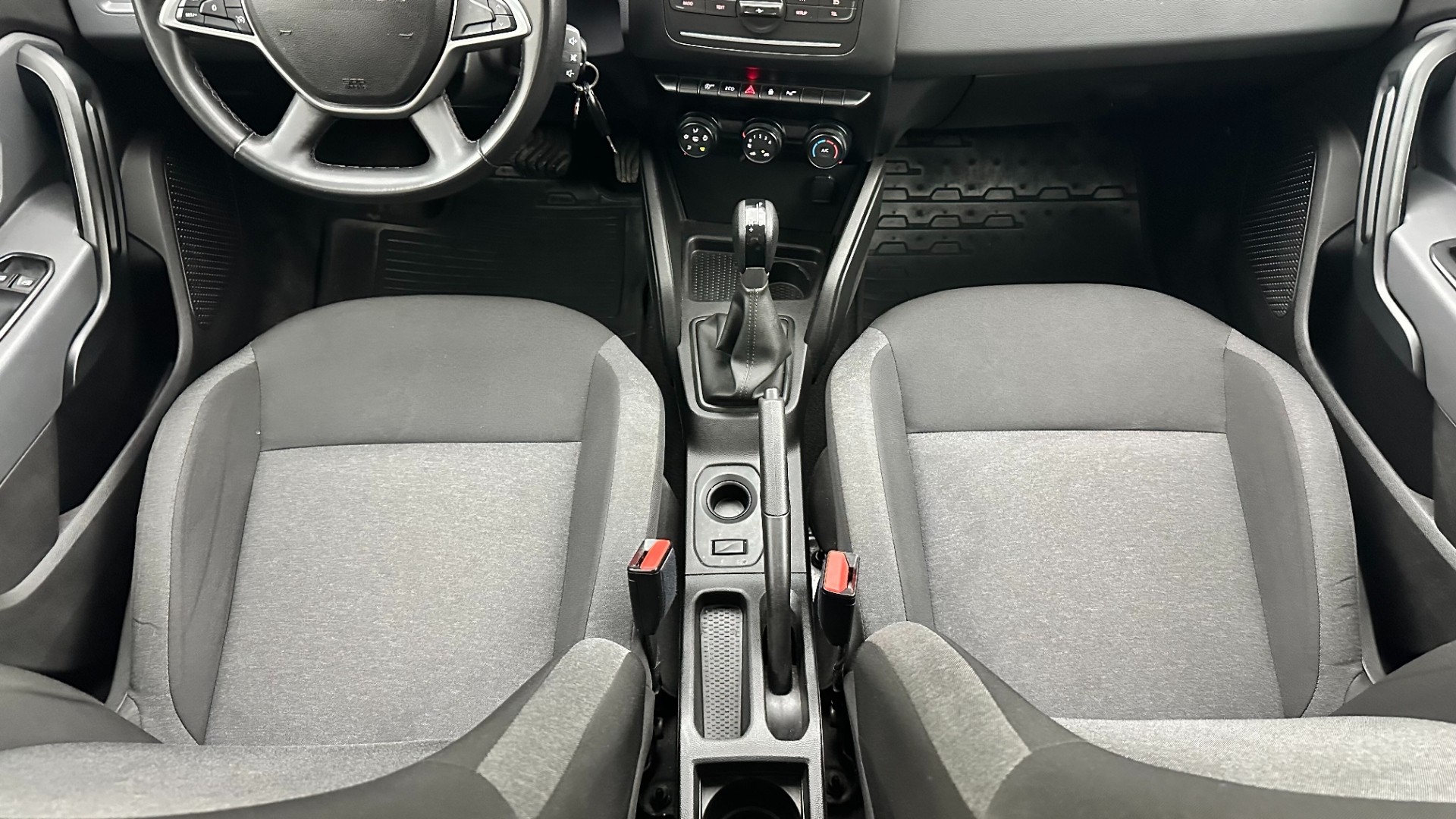 2023 DACIA DUSTER 1.3 TCE ESSENTIAL