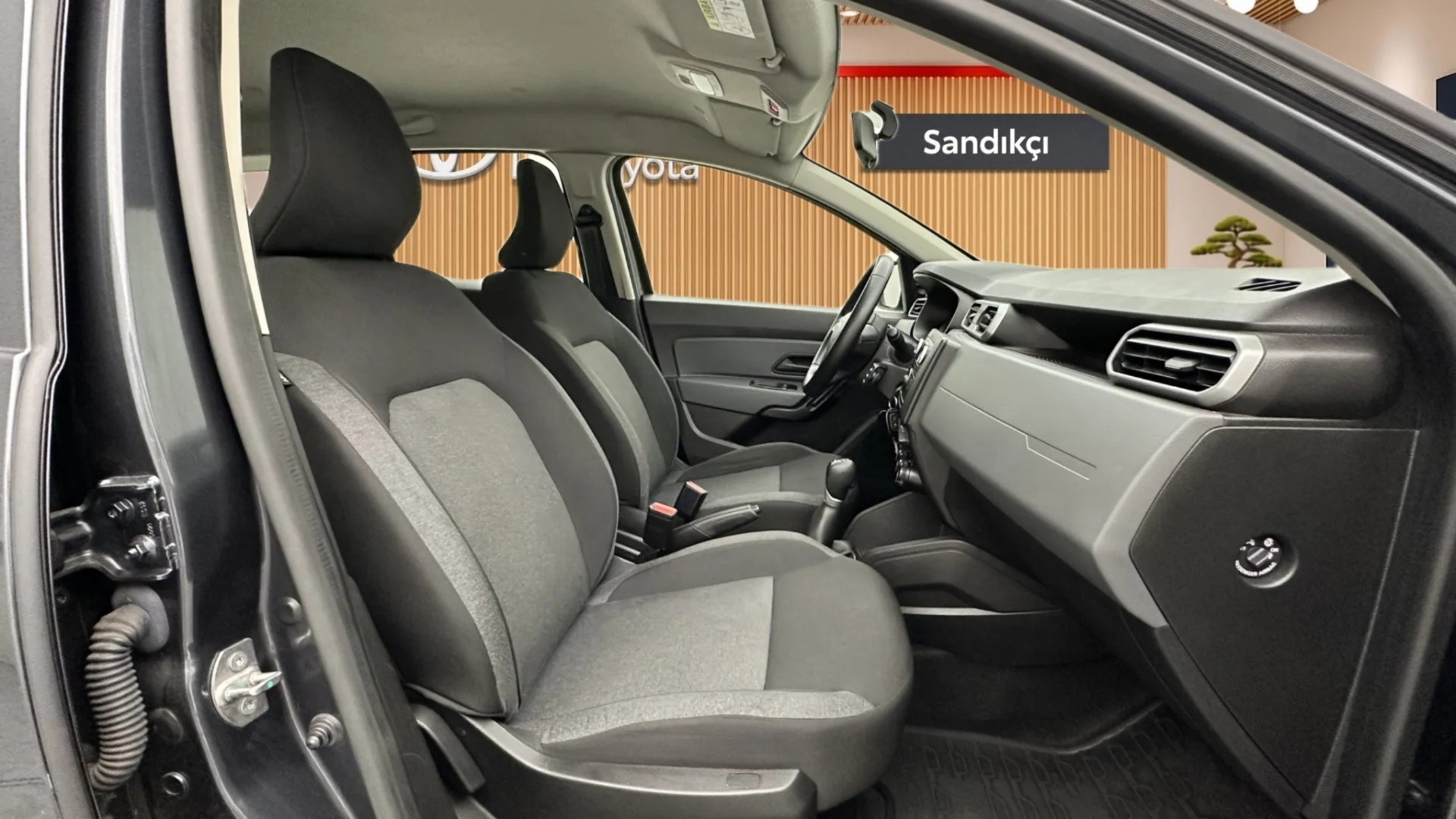 2023 DACIA DUSTER 1.3 TCE ESSENTIAL