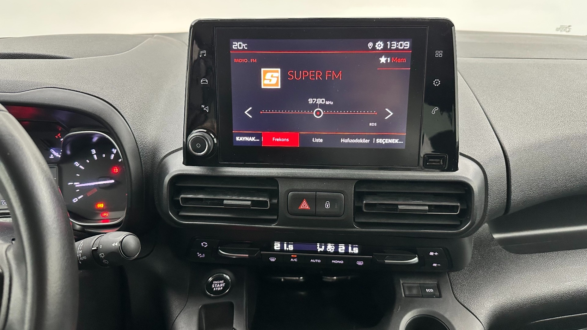 2022 CITROEN BERLINGO 1.5 BLUEHDI SHINE BOLD EAT8