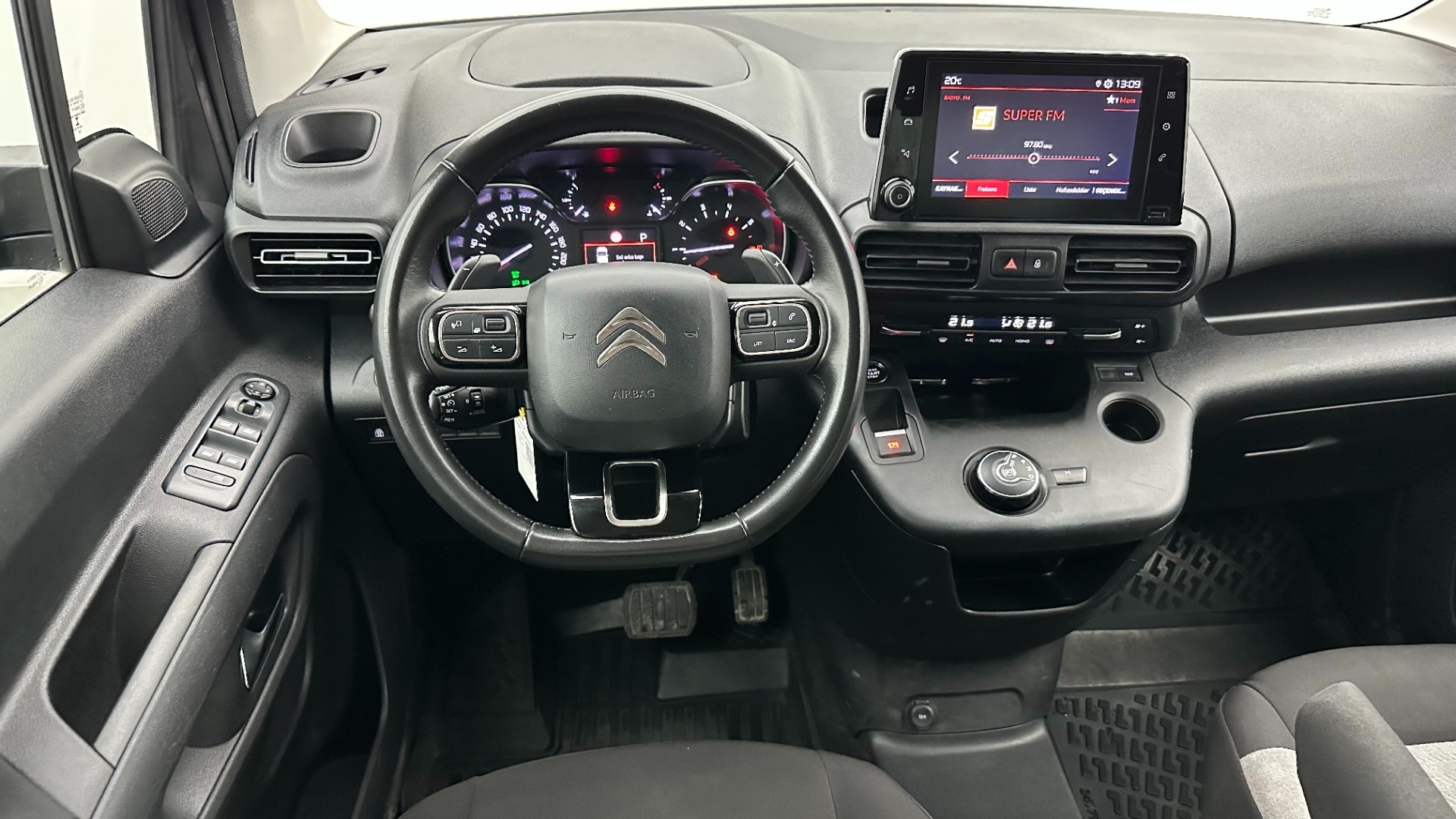 2022 CITROEN BERLINGO 1.5 BLUEHDI SHINE BOLD EAT8