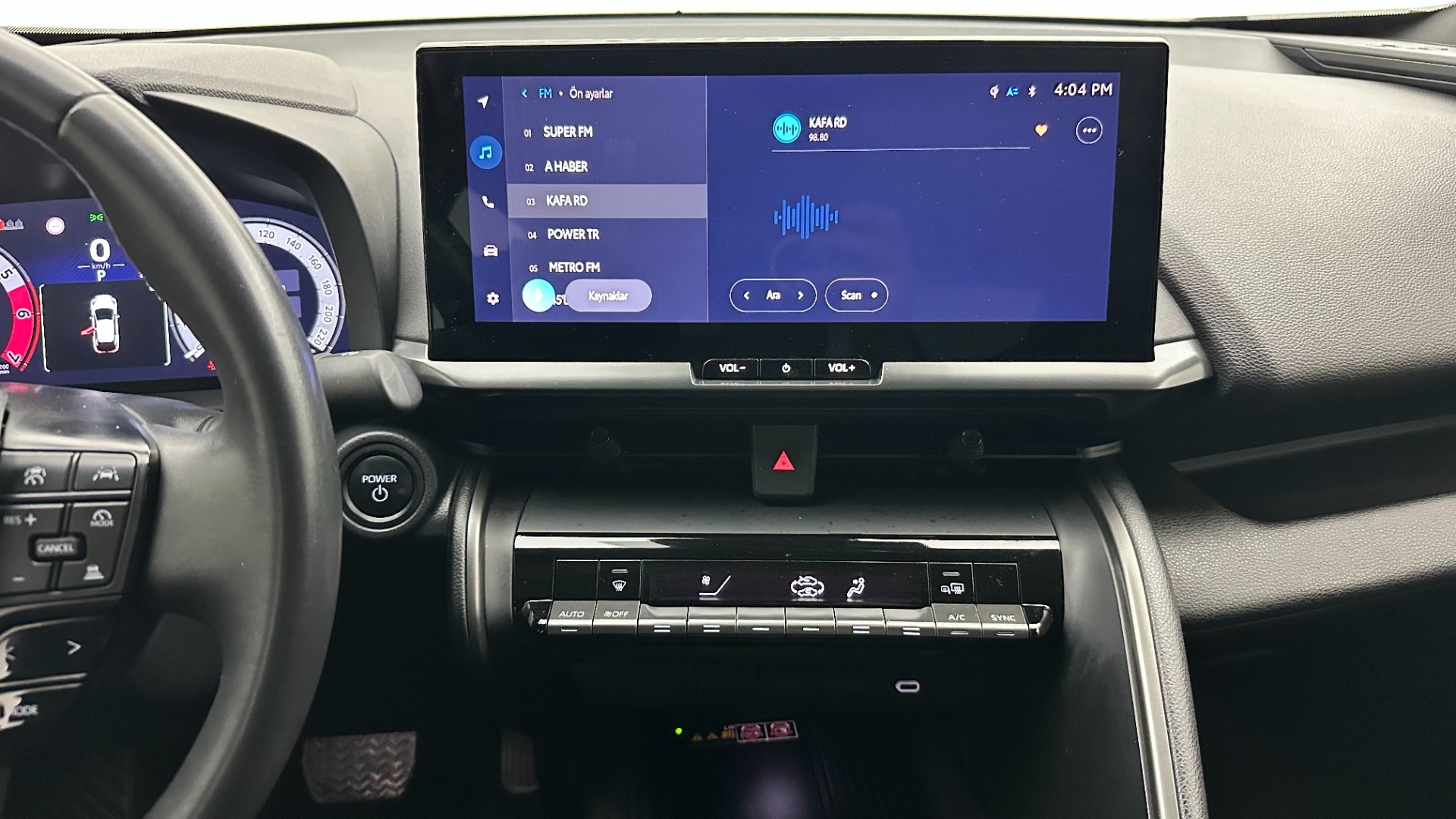 2024 TOYOTA C-HR 1.8 HYBRID 4*2 PASSION E-CVT