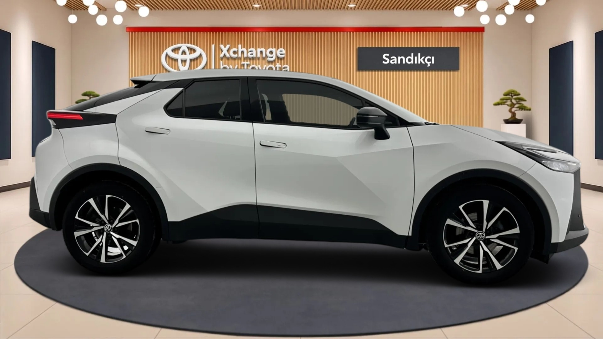 2024 TOYOTA C-HR 1.8 HYBRID 4*2 PASSION E-CVT